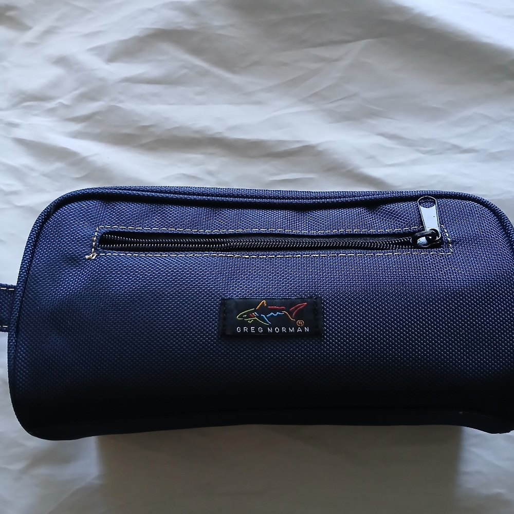 Greg Norman Collection Navy Toiletry Bag
